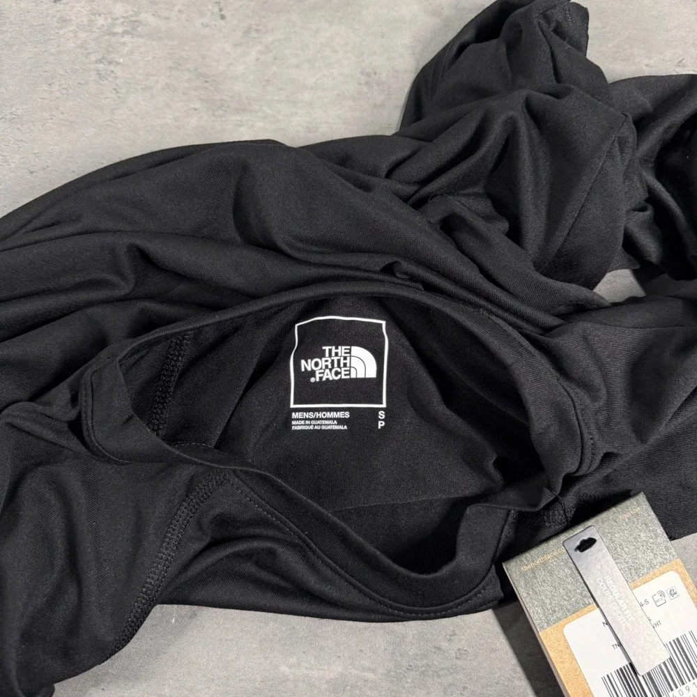 The North Face Breeze Long Sleeve Shirt Mens Small Black FlashDry Active NEW